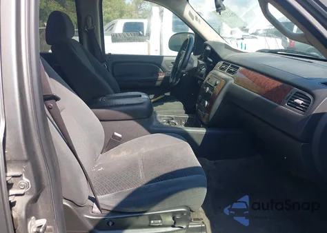 2008 Chevrolet Tahoe Lt from USA, damaged, VIN 1GNFC13028R275841